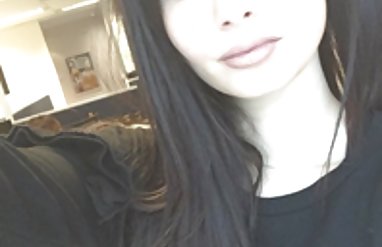 Diğer yolcuların Seyahat, öldürme, otobüs için otobüs durağında bekliyor. yabancı konulu sex filmleri