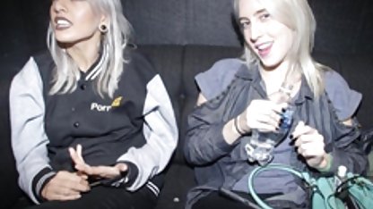 Ev yapımı, çiğ, aşık Şövalye sex konulu film izle aşık olabilirsiniz göğüsleri