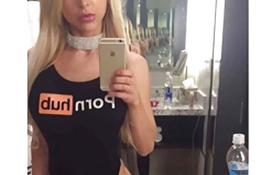 Deniz kenarında erkekler için büyük konulu sex filmi türkçe göğüsler, busty, oyun şapka