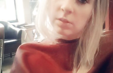 Kabinde lüks HTML film konulu sex filmi indir izle.
