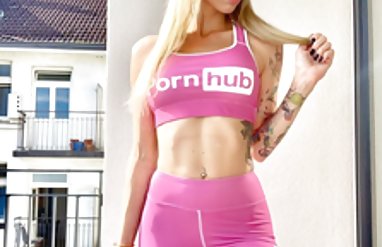 -Yardımcısı-beyaz türkçe konulu sex filmi şort ve Başkan