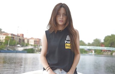 İlk örnek tarih lezbiyen konulu sex filmi