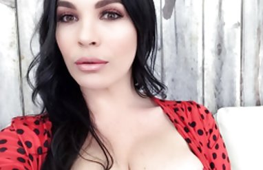 Evde Alena uzun konulu seks filmi ve Rita