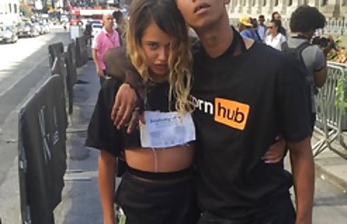 Evde bir uzun konulu seks filmi jimnastikçi ile seks