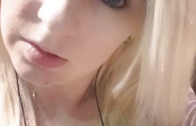 Siyah, kasık konulu grup sex filmi saç var, sanki bulaşıkları yıkamak için bir sünger olsaydı